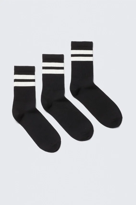 Pack de 3 pares de calcetines deportivos a rayas – Negro a rayas Pack de 3 pares de calcetines deportivos a rayas – Negro a rayas
