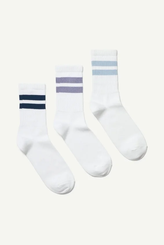 Pack de 3 pares de calcetines deportivos a rayas – Rayas multicolores en blanco Pack de 3 pares de calcetines deportivos a rayas – Rayas multicolores en blanco