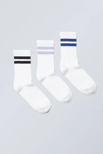 Pack de 3 pares de calcetines deportivos a rayas – Rayas negras, moradas y azules