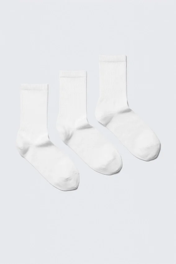 Pack de 3 pares de calcetines deportivos acanalados – Blanco Pack de 3 pares de calcetines deportivos acanalados – Blanco