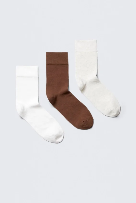 Pack de 3 pares de calcetines finos – Blanco/Marrón/Beige Pack de 3 pares de calcetines finos – Blanco/Marrón/Beige