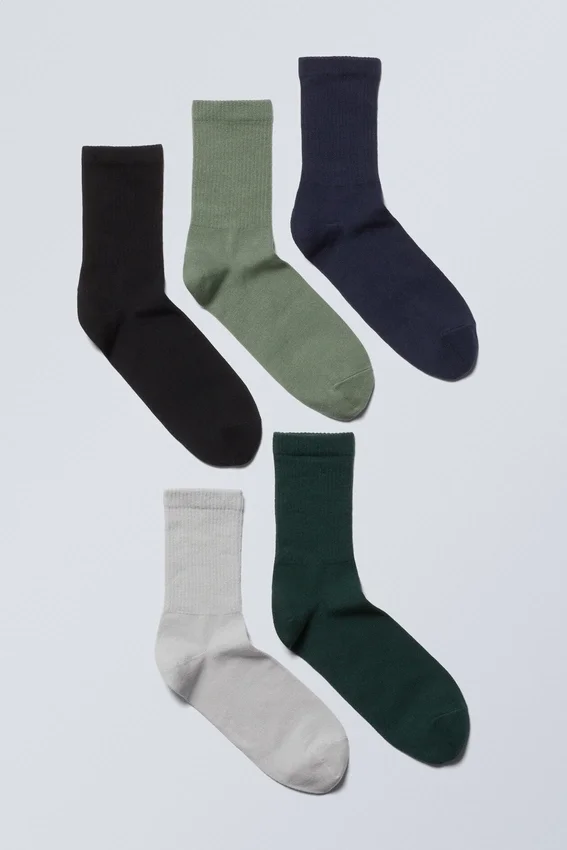 Pack de 5 pares de calcetines deportivos – Verde, negro, gris y azul marino Pack de 5 pares de calcetines deportivos – Verde, negro, gris y azul marino