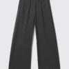 Pantalones a medida Tahnee – Negro Pantalones a medida Tahnee – Negro