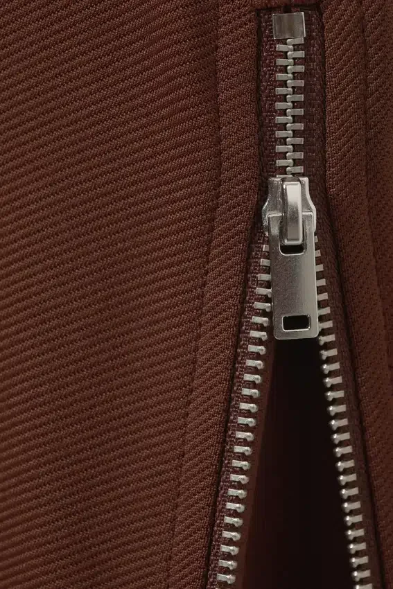 Pantalones acampanados de talle medio con cremallera – Marrón Pantalones acampanados de talle medio con cremallera – Marrón