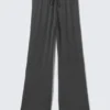 Pantalones anchos con cordón elástico – Gris oscuro Pantalones anchos con cordón elástico – Gris oscuro