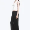 Pantalones anchos de talle bajo con efecto arrugado – Negro