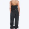 Pantalones bombachos holgados de talle bajo con ribete de encaje de Rosabel – Negro Pantalones bombachos holgados de talle bajo con ribete de encaje de Rosabel – Negro