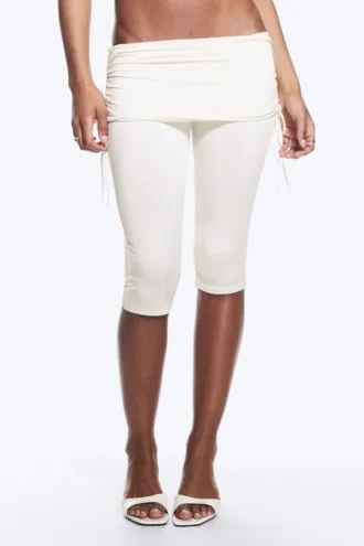 Pantalones capri con fruncidos y corte recto – Blanco