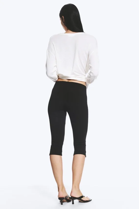 Pantalones capri de talle medio – Negro Pantalones capri de talle medio – Negro