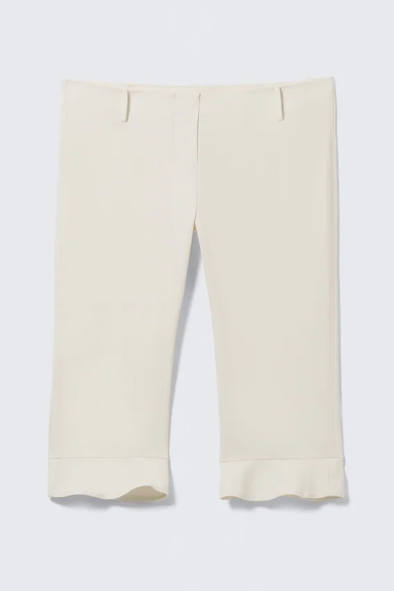 Pantalones capri entallados de talle bajo – Blanco roto Pantalones capri entallados de talle bajo – Blanco roto