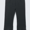 Pantalones capri entallados de talle bajo – Negro Pantalones capri entallados de talle bajo – Negro