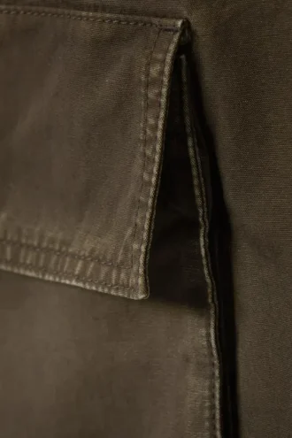 Pantalones cargo de talle bajo y pierna ancha – Caqui oscuro