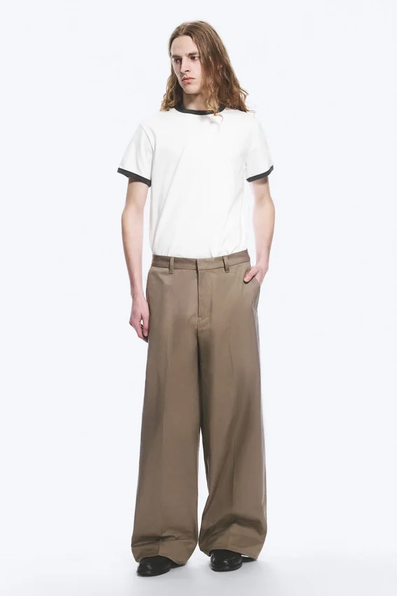Pantalones chinos de corte holgado Emil – Dusty Mole Pantalones chinos de corte holgado Emil – Dusty Mole