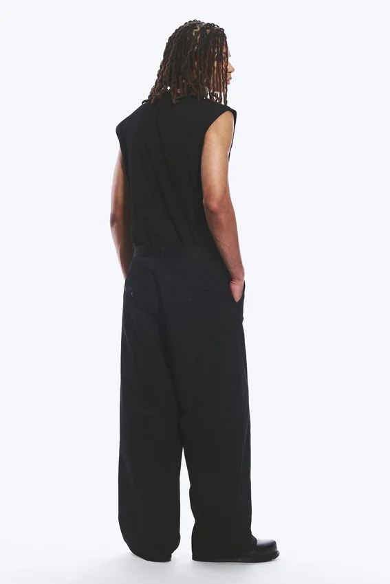 Pantalones chinos de corte holgado Emil – Negro Pantalones chinos de corte holgado Emil – Negro