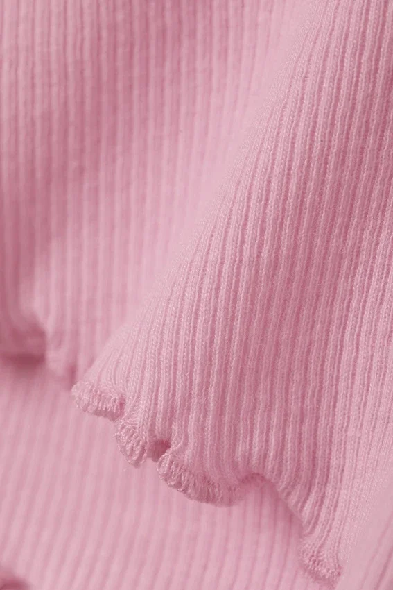 Pantalones cortos acanalados con volantes – Rosa Pantalones cortos acanalados con volantes – Rosa