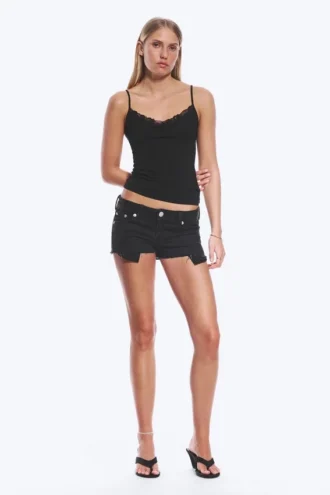 Pantalones cortos ajustados de denim de talle bajo – Negro tinta – Negro