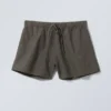 Pantalones cortos anchos lavados sin cremallera – Dark Mole Pantalones cortos anchos lavados sin cremallera – Dark Mole