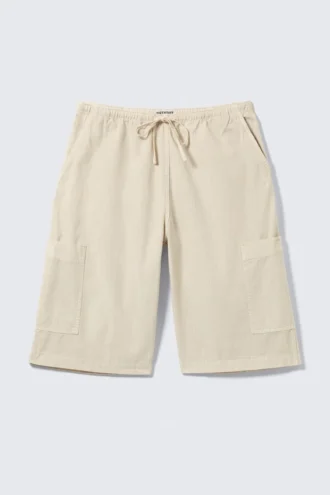 Pantalones cortos cargo de corte holgado con tejido ripstop – Beige claro