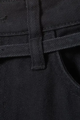 Pantalones cortos cargo de sarga de algodón de talle bajo – Negro