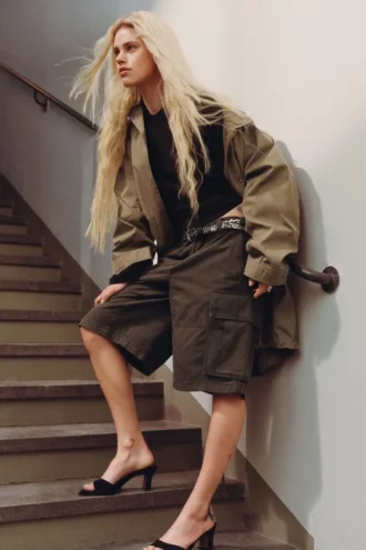 Pantalones cortos cargo holgados de talle bajo – Gris oscuro lavado