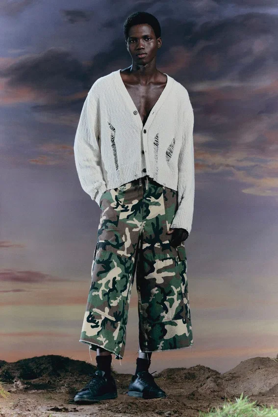 Pantalones cortos cargo largos de algodón – Camuflaje clásico Pantalones cortos cargo largos de algodón – Camuflaje clásico