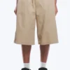 Pantalones cortos chino de corte holgado y talle medio – Beige Pantalones cortos chino de corte holgado y talle medio – Beige