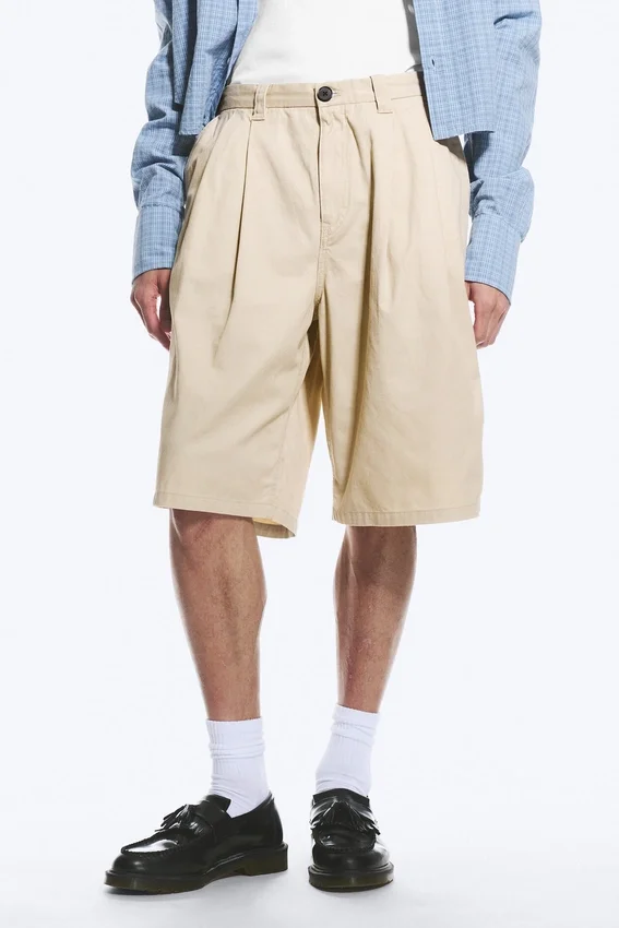 Pantalones cortos chinos de algodón – Beige claro apagado Pantalones cortos chinos de algodón – Beige claro apagado