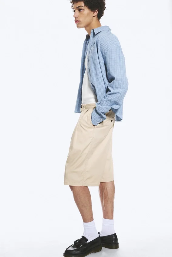 Pantalones cortos chinos de algodón – Beige claro apagado Pantalones cortos chinos de algodón – Beige claro apagado