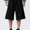 Pantalones cortos chinos de corte holgado y talle medio – Negro Pantalones cortos chinos de corte holgado y talle medio – Negro