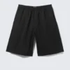 Pantalones cortos chinos de corte holgado y talle medio – Negro Pantalones cortos chinos de corte holgado y talle medio – Negro
