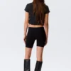 Pantalones cortos ciclistas ajustados de talle medio – Negro Pantalones cortos ciclistas ajustados de talle medio – Negro