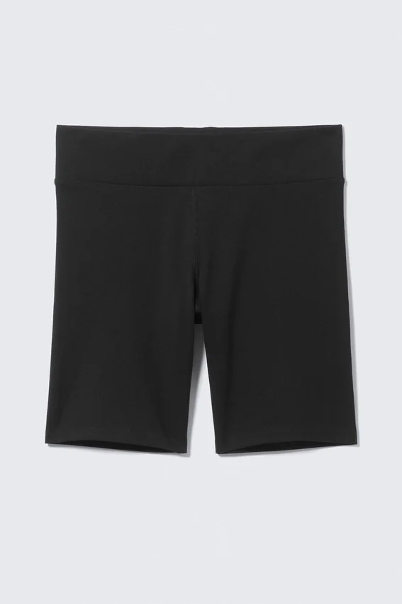 Pantalones cortos ciclistas ajustados de talle medio – Negro Pantalones cortos ciclistas ajustados de talle medio – Negro