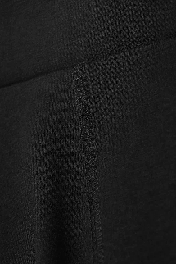 Pantalones cortos ciclistas ajustados de talle medio – Negro Pantalones cortos ciclistas ajustados de talle medio – Negro