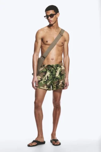 Pantalones cortos con estampados – Camuflaje clásico