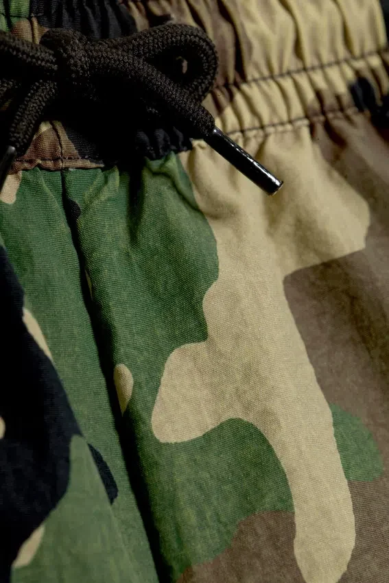 Pantalones cortos con estampados – Camuflaje clásico Pantalones cortos con estampados – Camuflaje clásico