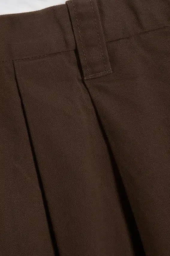 Pantalones cortos de algodón chino – Marrón oscuro Pantalones cortos de algodón chino – Marrón oscuro