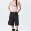 Pantalones cortos de carpintero de talle bajo y corte holgado, lavados – Negro Pantalones cortos de carpintero de talle bajo y corte holgado, lavados – Negro