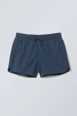 Pantalones cortos de corte estructurado hasta la mitad del muslo – Azul oscuro
