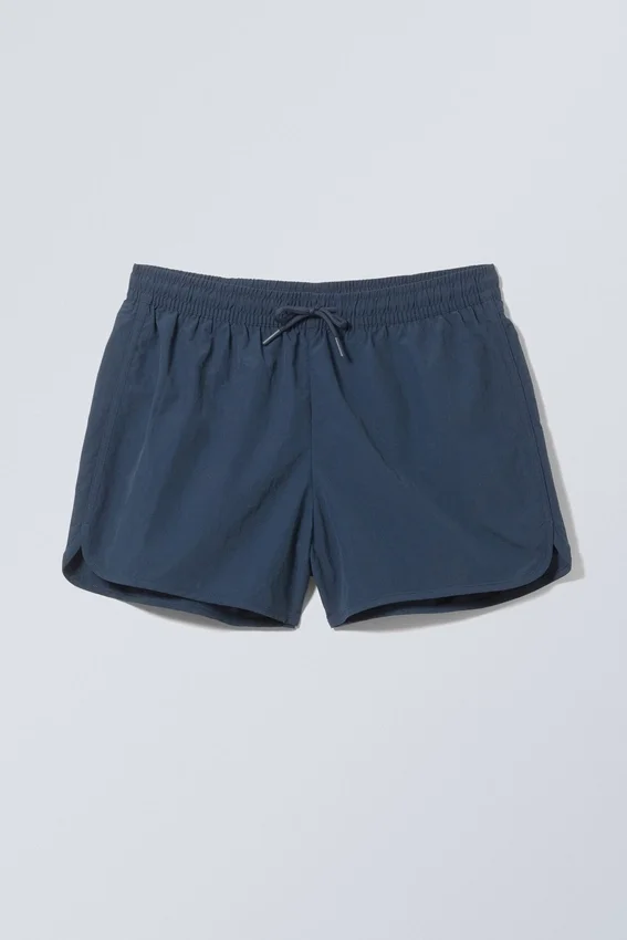 Pantalones cortos de corte estructurado hasta la mitad del muslo – Azul oscuro Pantalones cortos de corte estructurado hasta la mitad del muslo – Azul oscuro