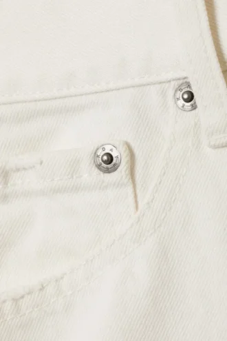 Pantalones cortos de denim de carpintero de talle bajo – Blanco polvoriento