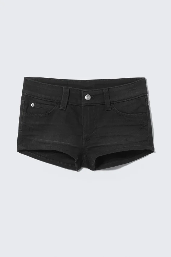 Pantalones cortos de denim de talle bajo Booty Bei – Undone Black – Negro | Cheap Monday Gb Pantalones cortos de denim de talle bajo Booty Bei – Undone Black – Negro | Cheap Monday Gb