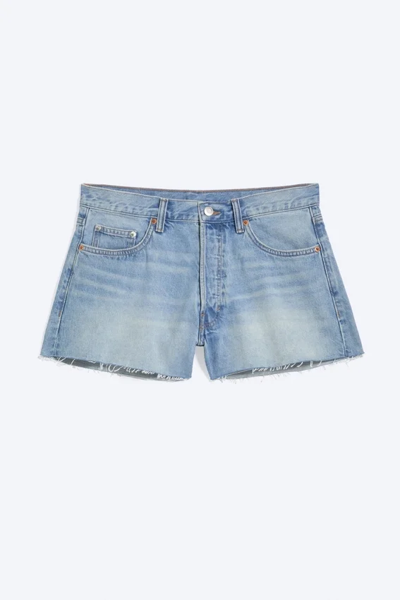 Pantalones cortos de denim holgados de tiro medio Gravity – Azul Kimberley – Azul claro Pantalones cortos de denim holgados de tiro medio Gravity – Azul Kimberley – Azul claro