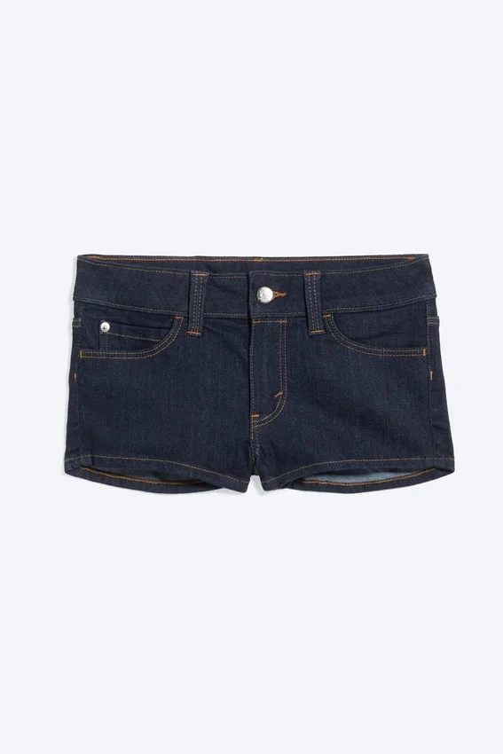 Pantalones cortos de denim mini de talle bajo Booty Bei – Blue Rinse – Azul oscuro | Cheap Monday Gb Pantalones cortos de denim mini de talle bajo Booty Bei – Blue Rinse – Azul oscuro | Cheap Monday Gb