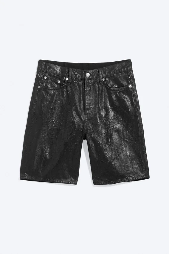 Pantalones cortos de denim recubierto, holgados y de talle bajo – Negro Pantalones cortos de denim recubierto, holgados y de talle bajo – Negro