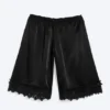 Pantalones cortos de encaje satinado – Negro Pantalones cortos de encaje satinado – Negro