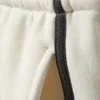 Pantalones cortos de felpa de corte holgado y talle bajo – Blanco – Rayas negras Pantalones cortos de felpa de corte holgado y talle bajo – Blanco – Rayas negras