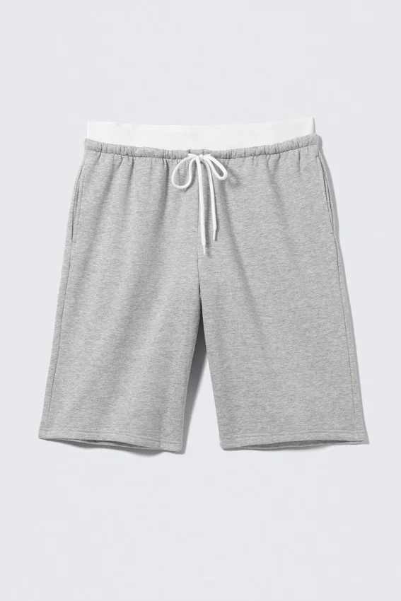 Pantalones cortos de felpa de corte holgado y talle bajo – Gris jaspeado Pantalones cortos de felpa de corte holgado y talle bajo – Gris jaspeado