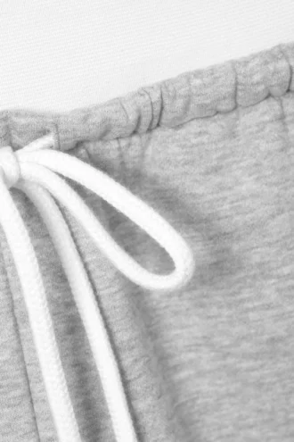 Pantalones cortos de felpa de corte holgado y talle bajo – Gris jaspeado