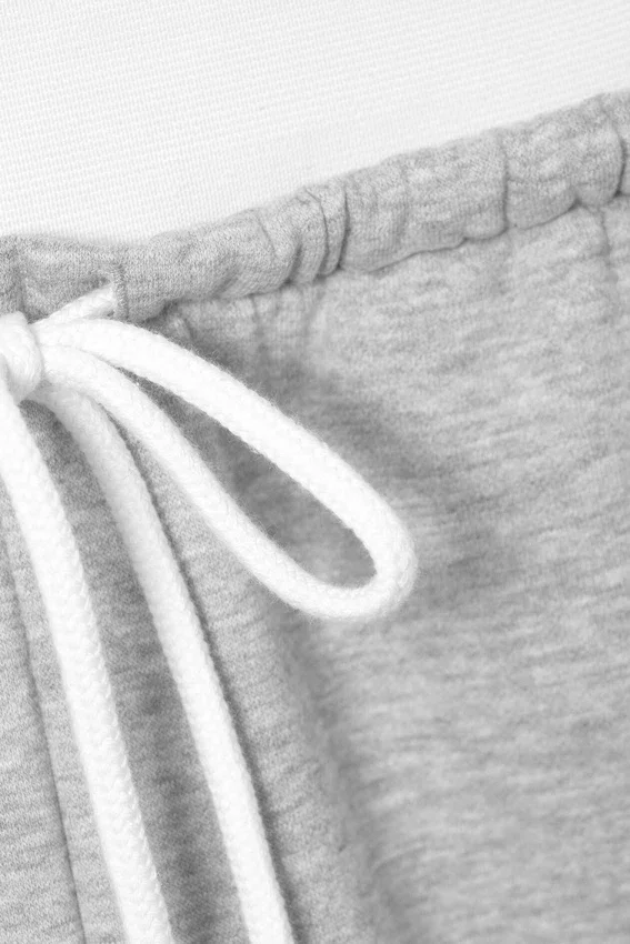 Pantalones cortos de felpa de corte holgado y talle bajo – Gris jaspeado Pantalones cortos de felpa de corte holgado y talle bajo – Gris jaspeado