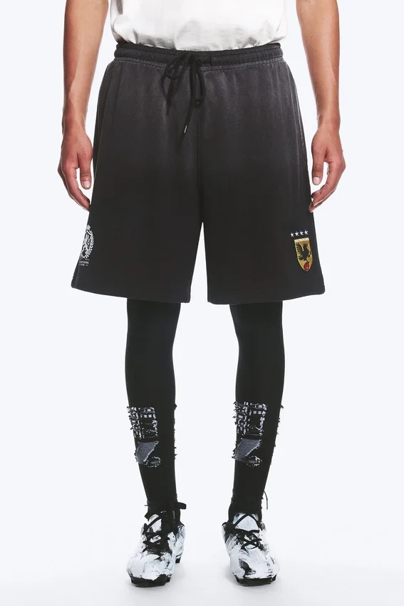 Pantalones cortos de fútbol de jersey holgados Toffs – negro apagado Pantalones cortos de fútbol de jersey holgados Toffs – negro apagado